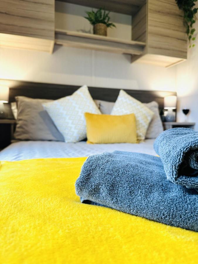 Adelfas Villa Scarborough Eksteriør billede