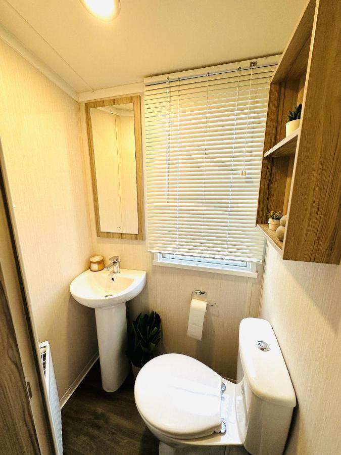 Adelfas Villa Scarborough Eksteriør billede