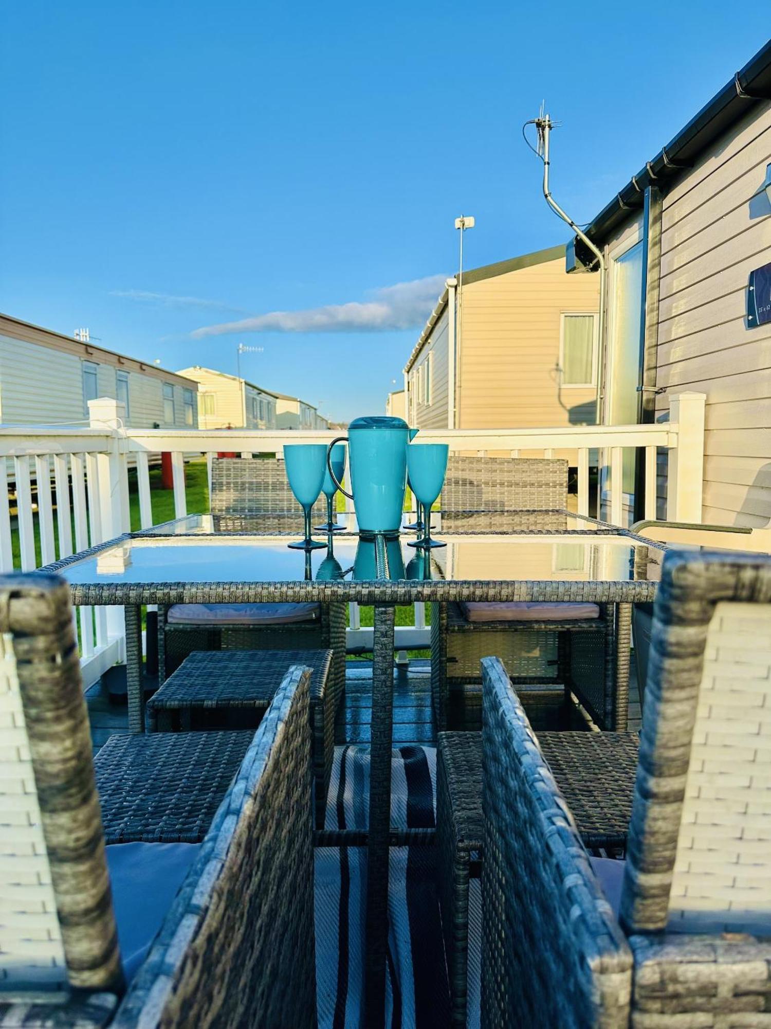 Adelfas Villa Scarborough Eksteriør billede